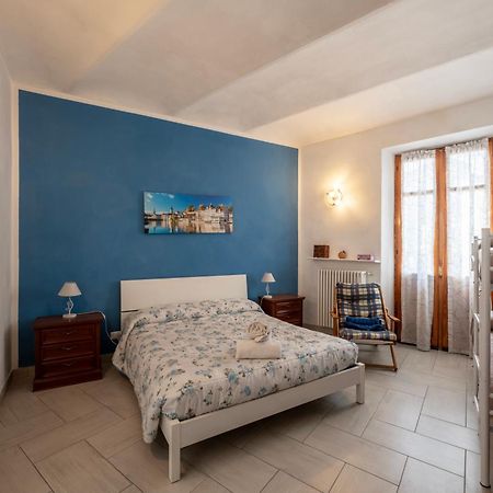 Casa Martina Appartement Asti Buitenkant foto